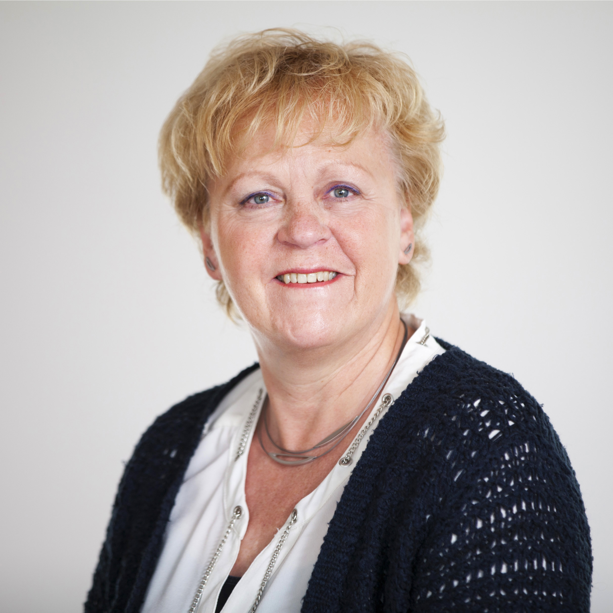 Portretfoto van Marian Zon.